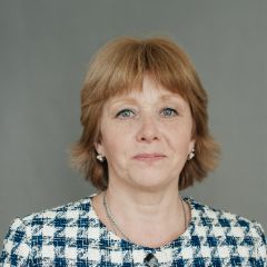 Фролова Лариса